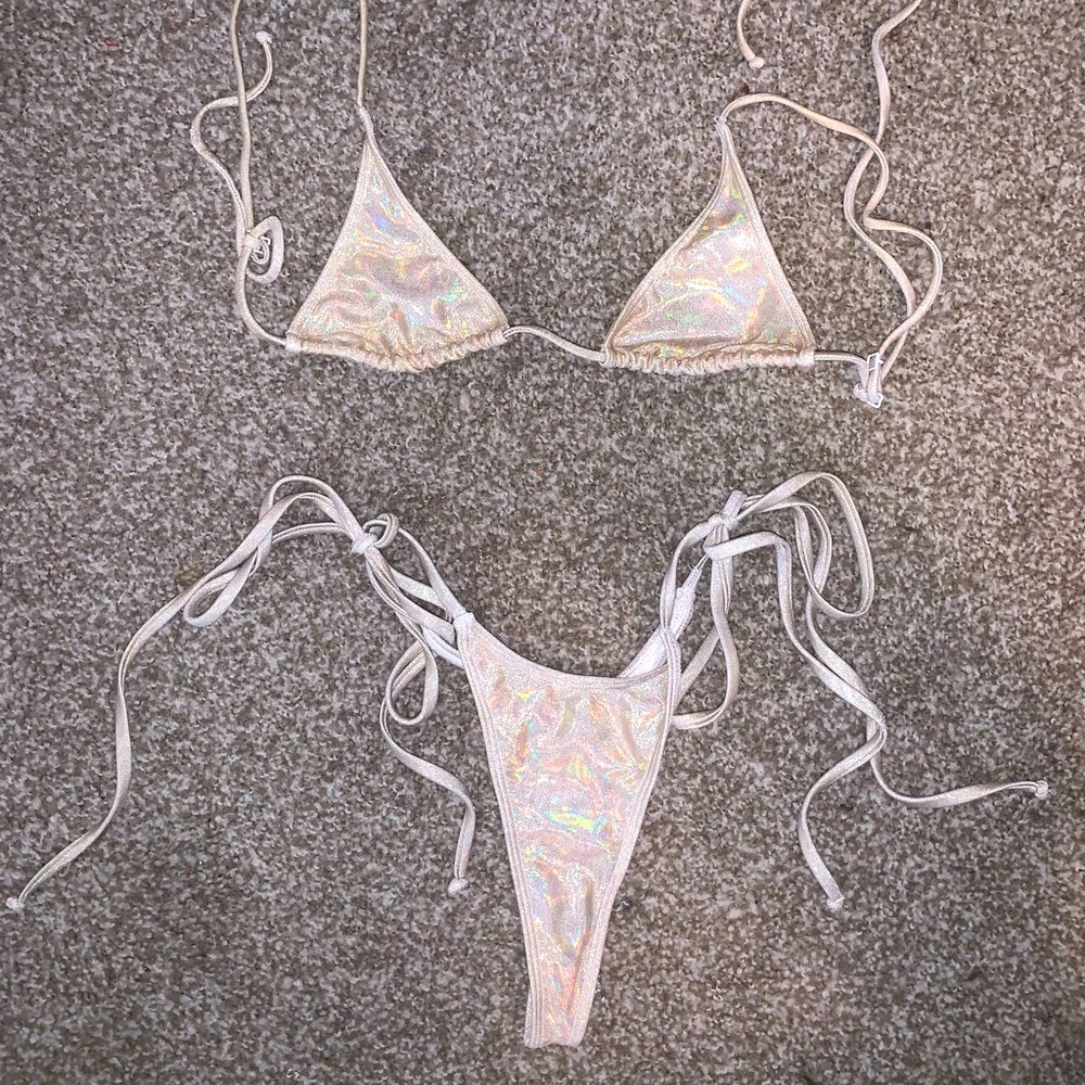 Minimale Animale Gold/Iridescent Two Piece